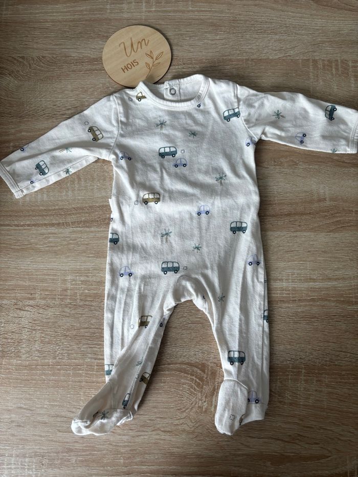 Pyjamas x2 1 mois - photo numéro 3