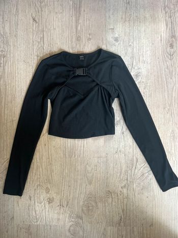 Crop top noir manches longues