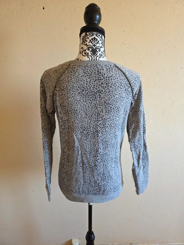 Pull gris femme T : 1 - photo numéro 4