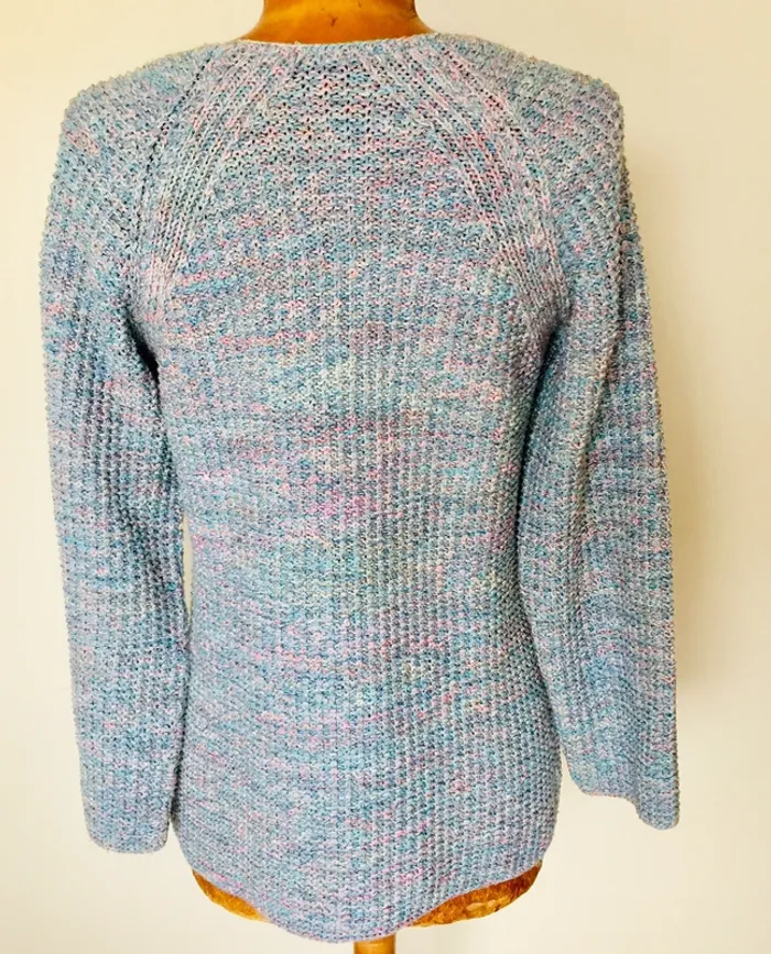 Pull en laine « handmade » - photo numéro 2
