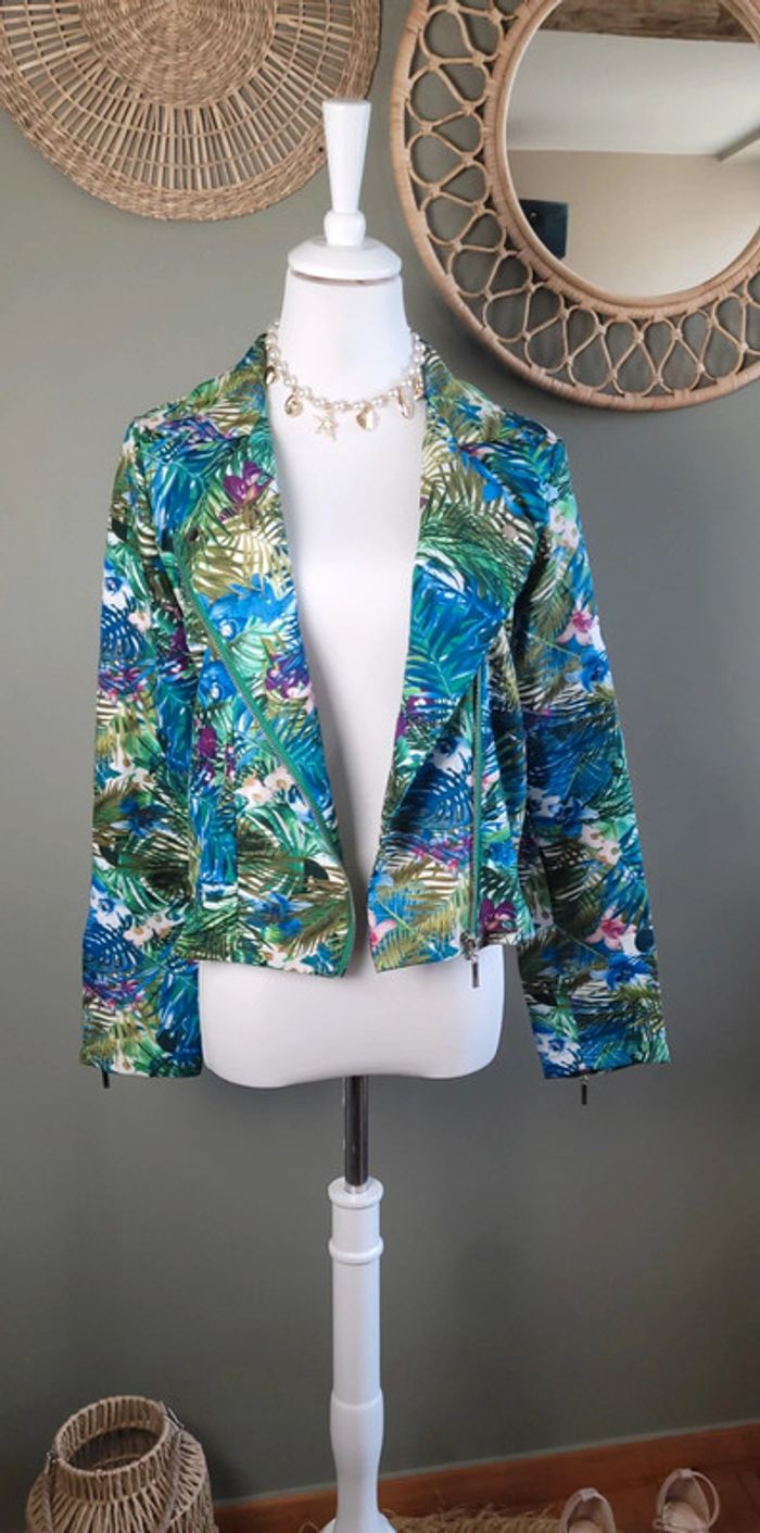 Magnifique veste blazer légère Bershka Taille M - photo numéro 2