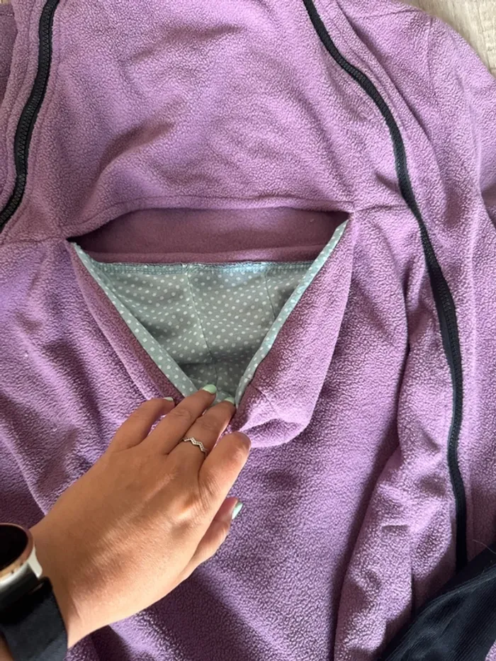 Polaire kangourou avec poche pour sortir bébé - photo numéro 2