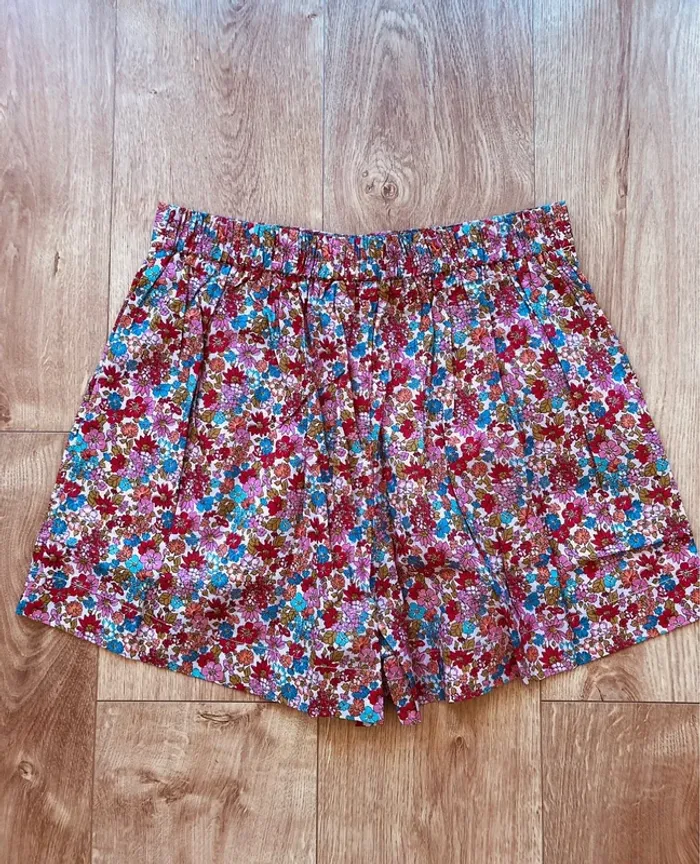 Short fleurs été tendance coton - photo numéro 2