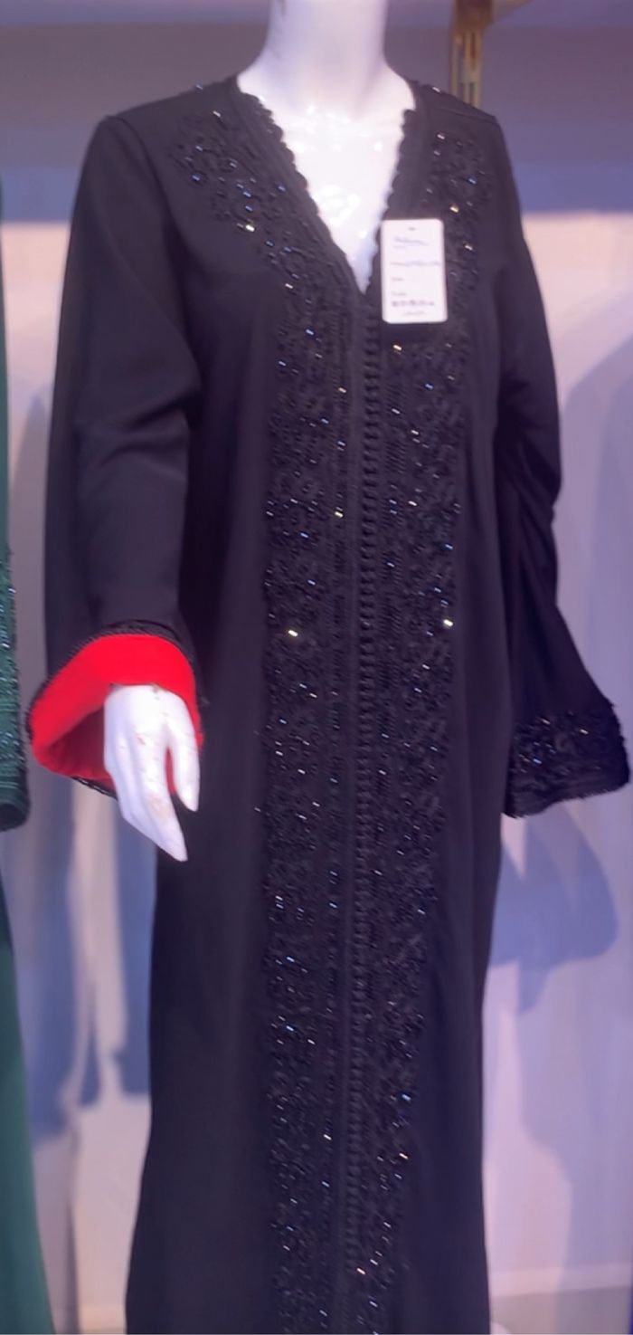 Caftan Noir et rouge - photo numéro 2