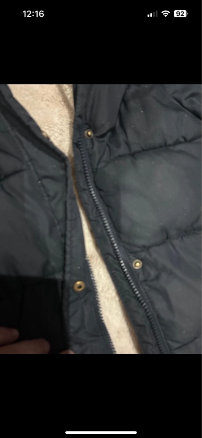 Manteau noir fille chaud à capuche moumoute enlevable 8 ans - photo numéro 2