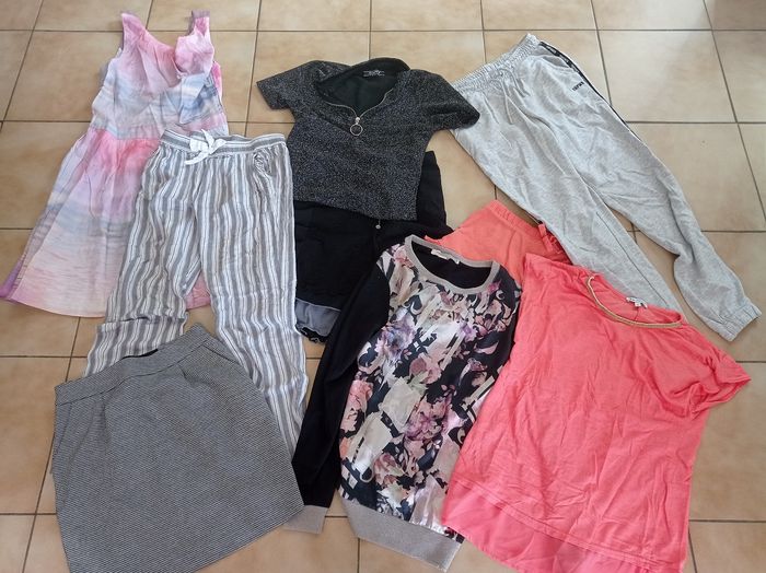 Lot de vêtements Femme - Taille 36 / S - photo numéro 2