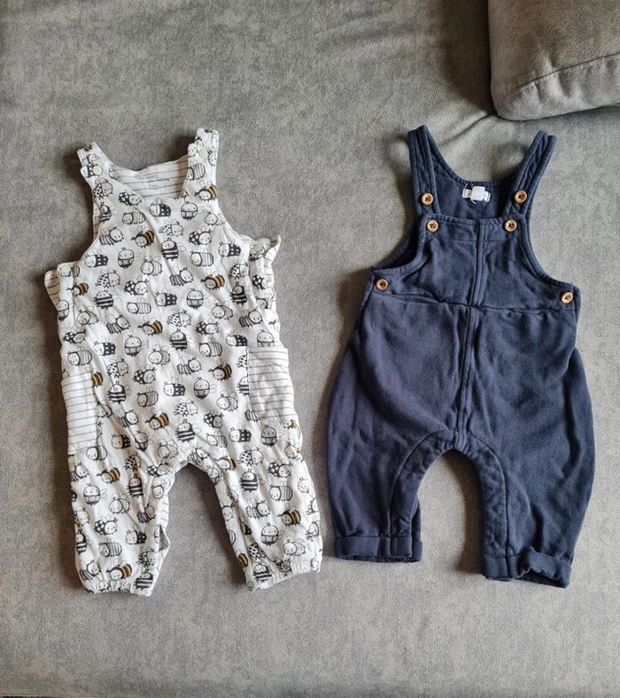 Lot de 2 salopettes taille 9mois