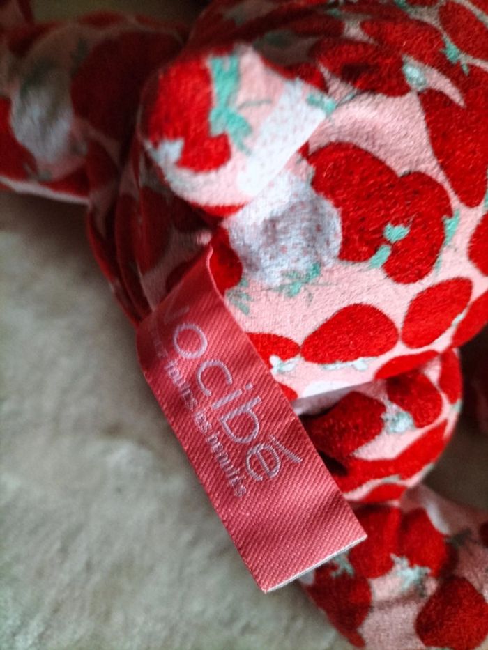 Ours rouge de chez Nocibé - photo numéro 3