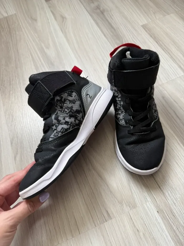 Chaussure de basket enfant - photo numéro 2