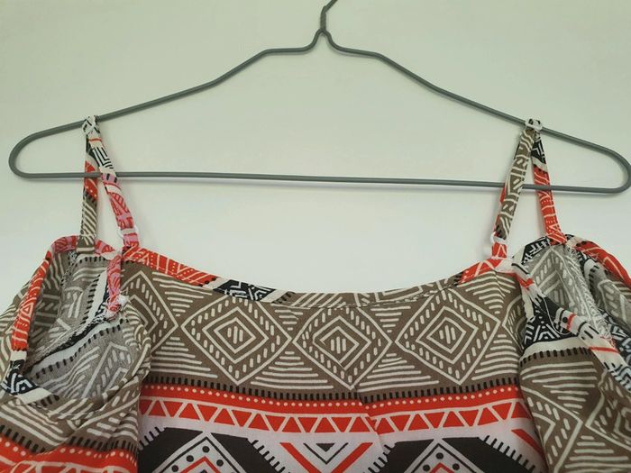 Robe épaules dénudées taille S - photo numéro 4