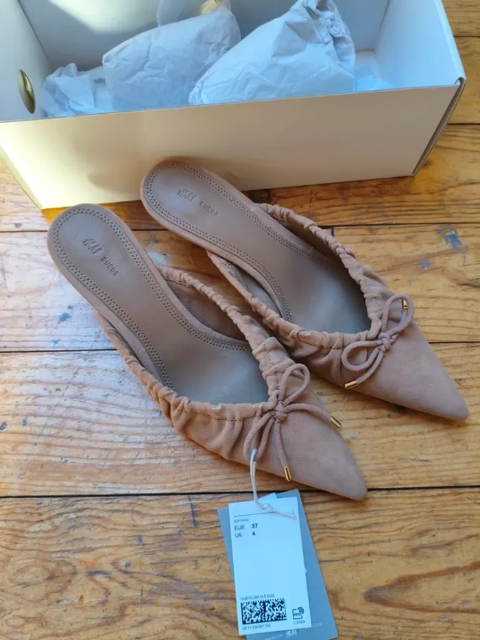 Mules en daim beige - photo numéro 4