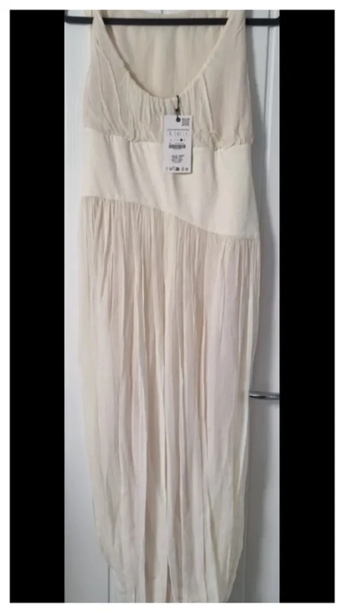 Robe Grecque Desse ZW  , Taille XL, Neuf avec étiquette- Zara