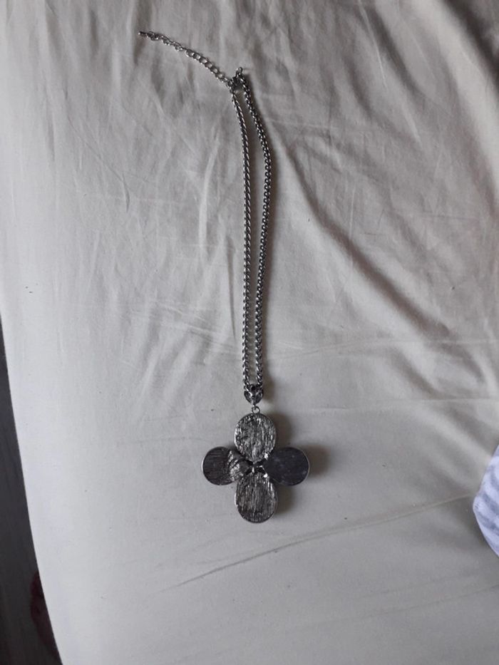 Collier - photo numéro 3