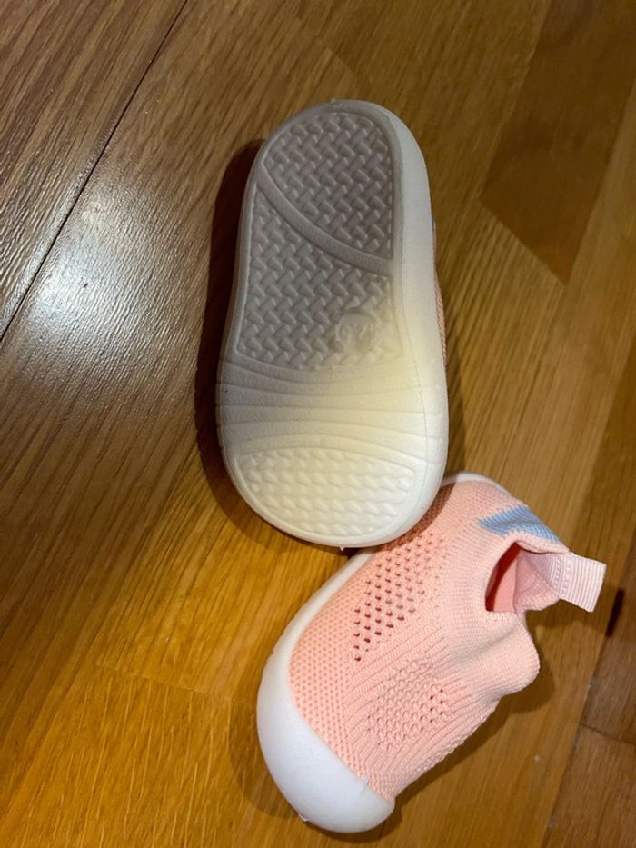 Chaussures neuves SHEIN taille 12,5 (EU 21) - photo numéro 4