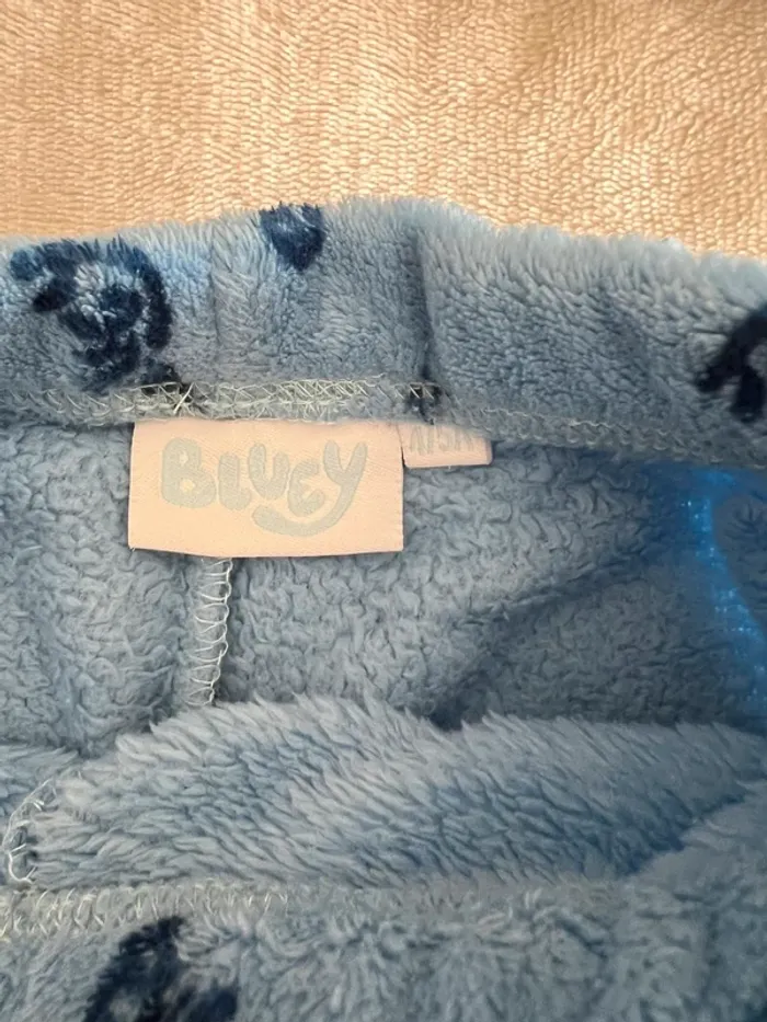 Pyjama Bluey Bingo taille 4-5 ans - photo numéro 3