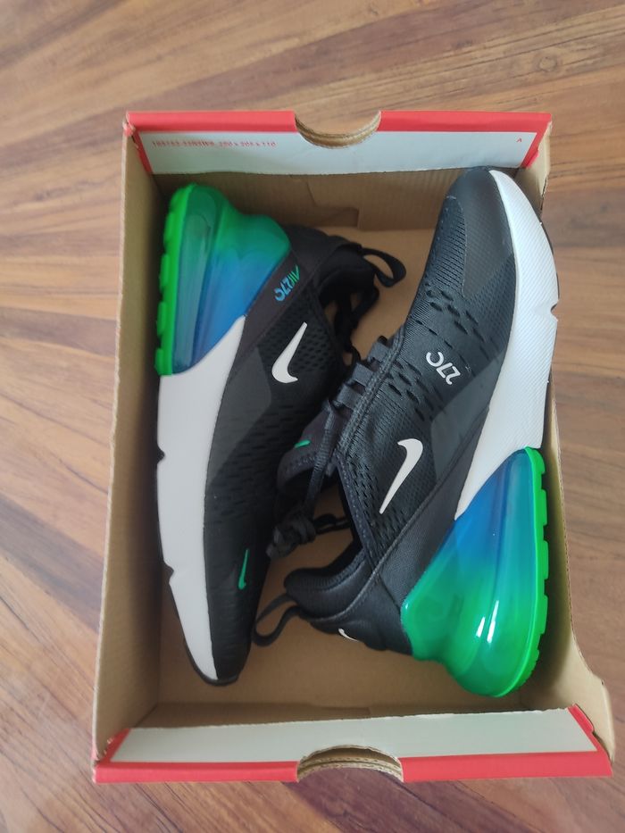 Baskets Nike air max 270 T 38.5 - photo numéro 6