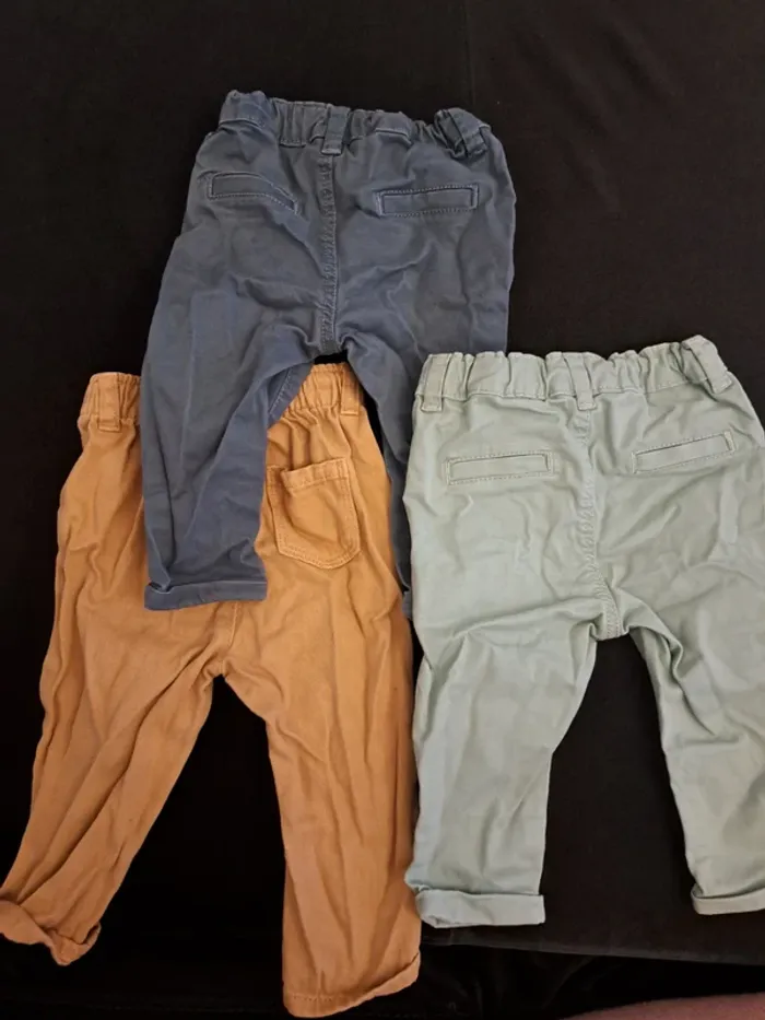 Lot 3 pantalons 9 mois - photo numéro 4