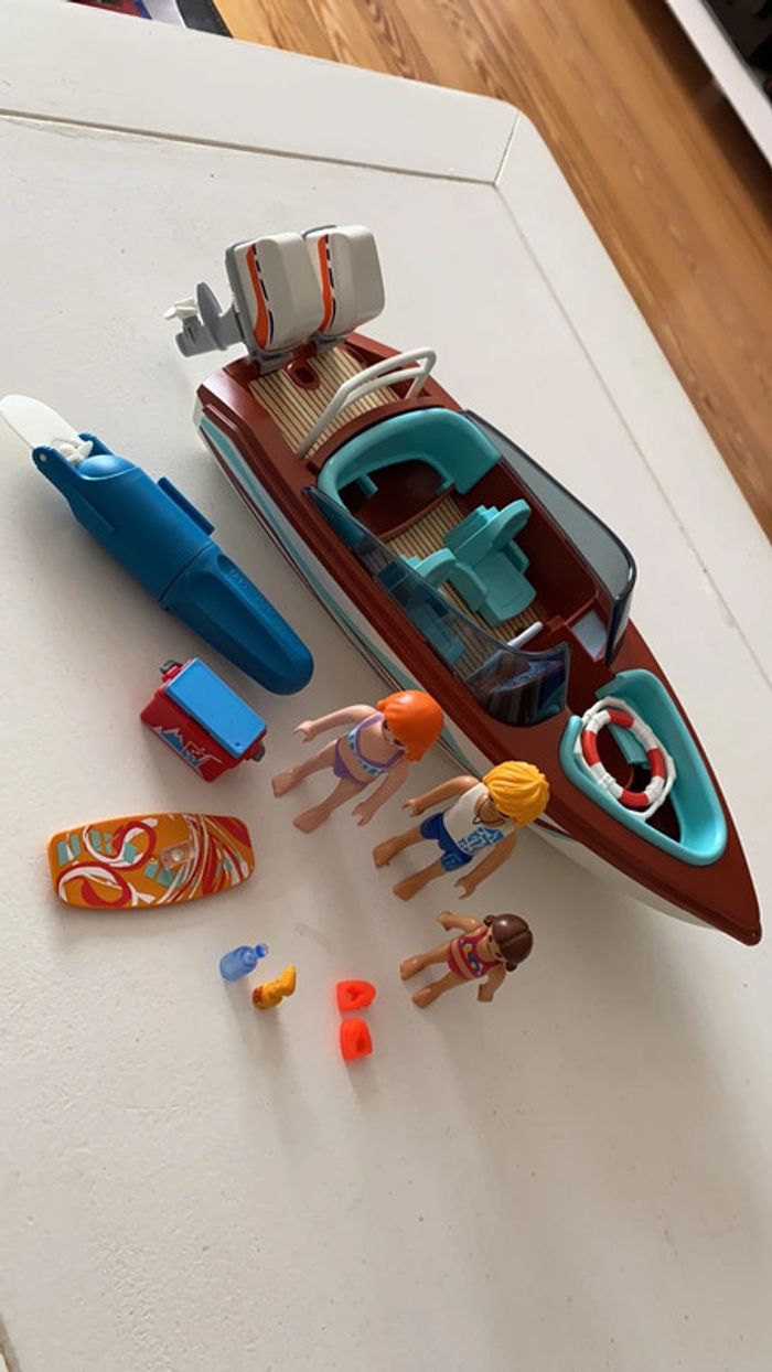 Vedette et ses vacanciers playmobil