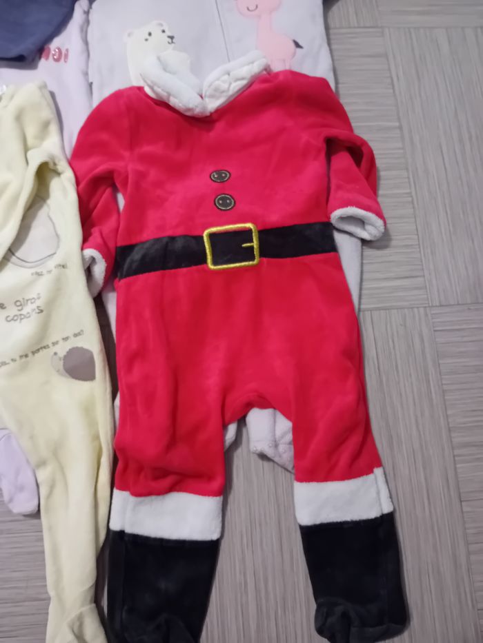 Lots de pyjamas d'enfants - photo numéro 2