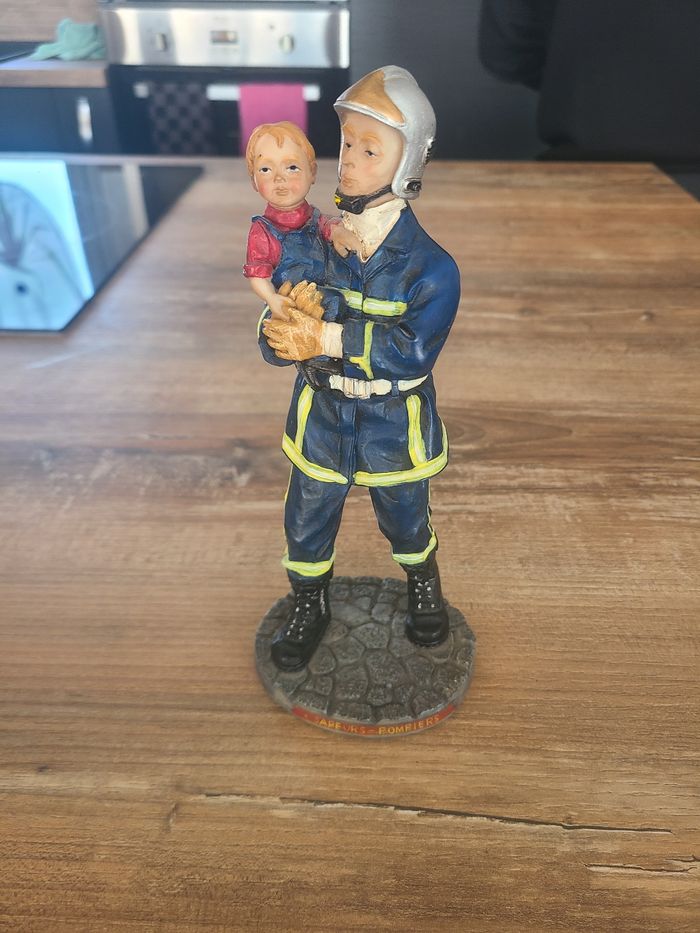 Statue pompier