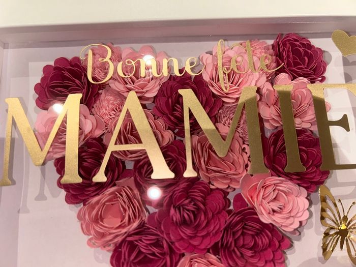 Cadre mamie personnalisé cœur fleurs cadeau fête des mamies cadre prénom décoration cadeau fait main - photo numéro 3