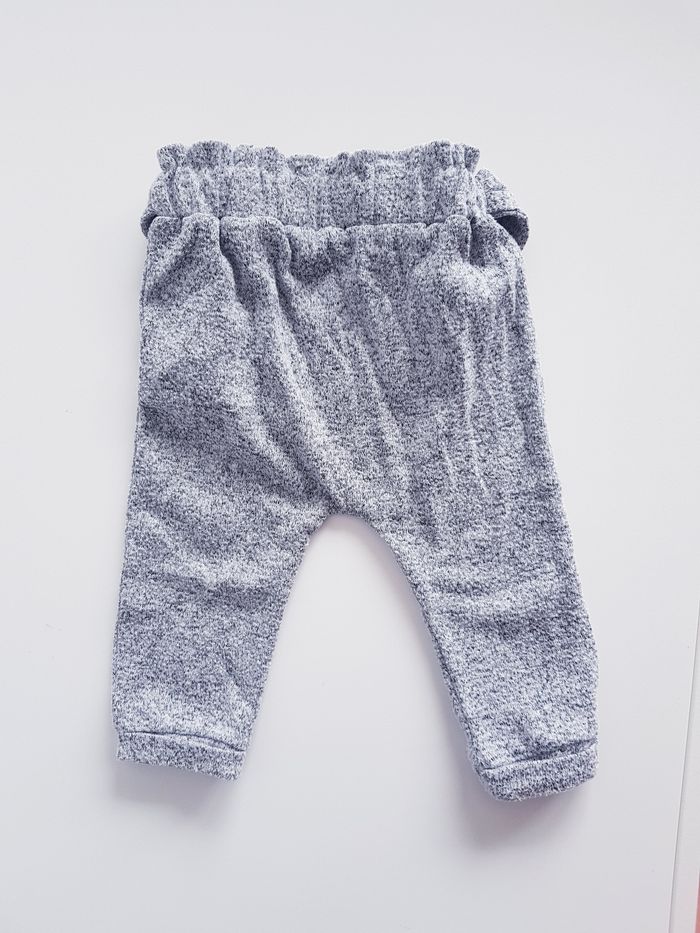 Kiabi - Pantalon sarouel en maille douce - Nœud à nouer à la taille (9 mois) - photo numéro 3