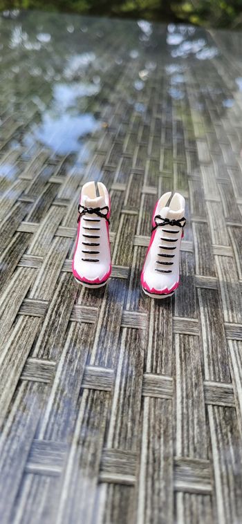 chaussures poupée monster high 
