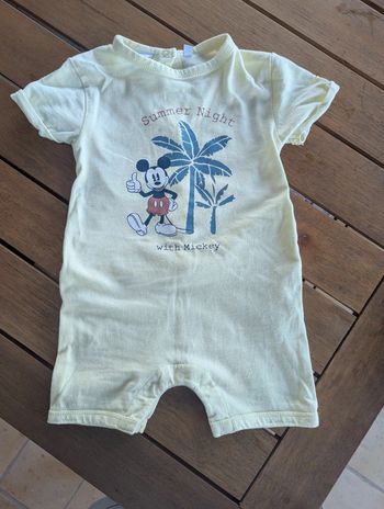 Combishort bébé