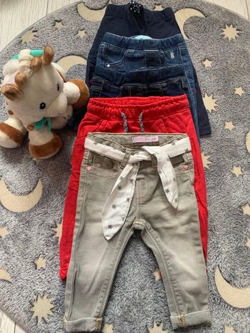 Lot 5 pantalons 6 mois