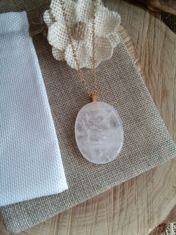 Collier cristal de quartz naturel
