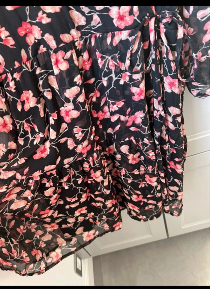 Robe fleurie cache cœur Vero Moda - photo numéro 4