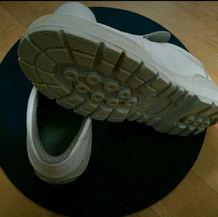 Chaussure de securité pointure 43 - photo numéro 2