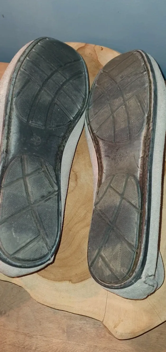 Mocassins en daim gris clair – Élégance décontractée - photo numéro 5