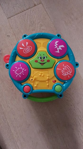 Tambourin enfant
