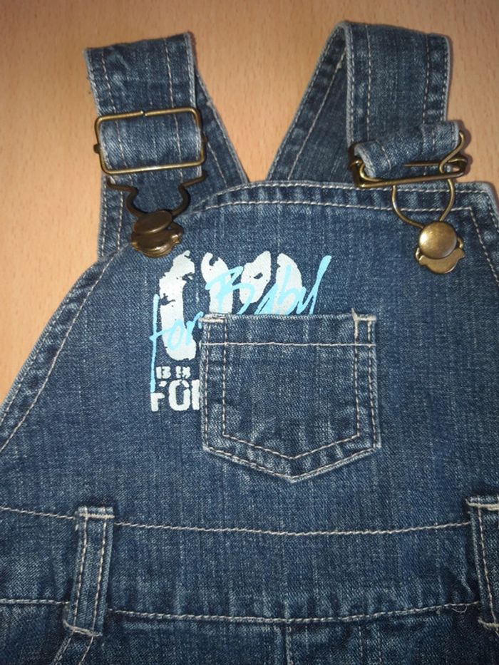 Salopette 6 mois en jeans - photo numéro 2