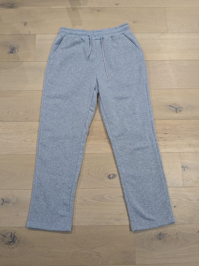 Ensemble jogging + sweat à capuche | Taille M | Neuf jamais porté - photo numéro 2