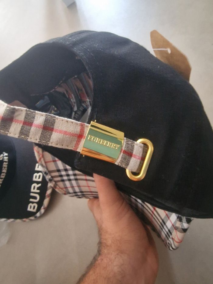Casquette burberry - photo numéro 2