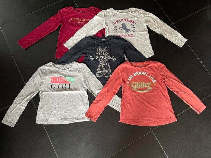 Lot de 5 t-shirts fille Kiabi 8 ans - photo numéro 1