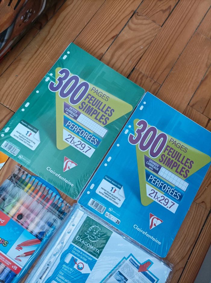 Lot scolaire - photo numéro 2