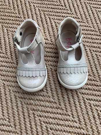 Sandales fille taille 19