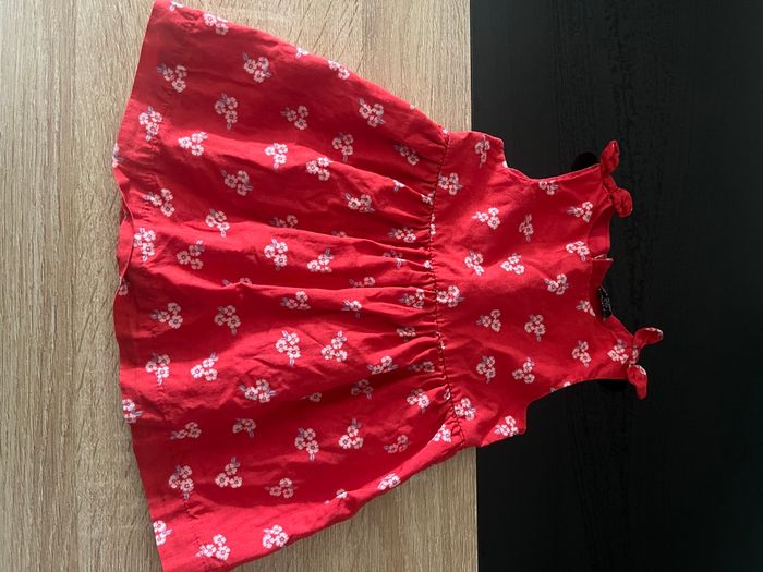 robe rouge
