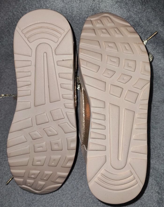 Baskets T36 taupe strass et doré. - photo numéro 6