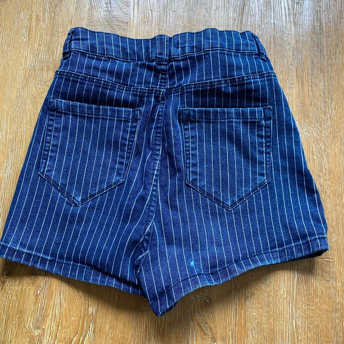 Short court en jean stretch à rayures taille 36 - photo numéro 2