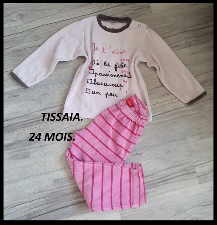 Beau pyjama hiver Tissaia T: 2 ans
