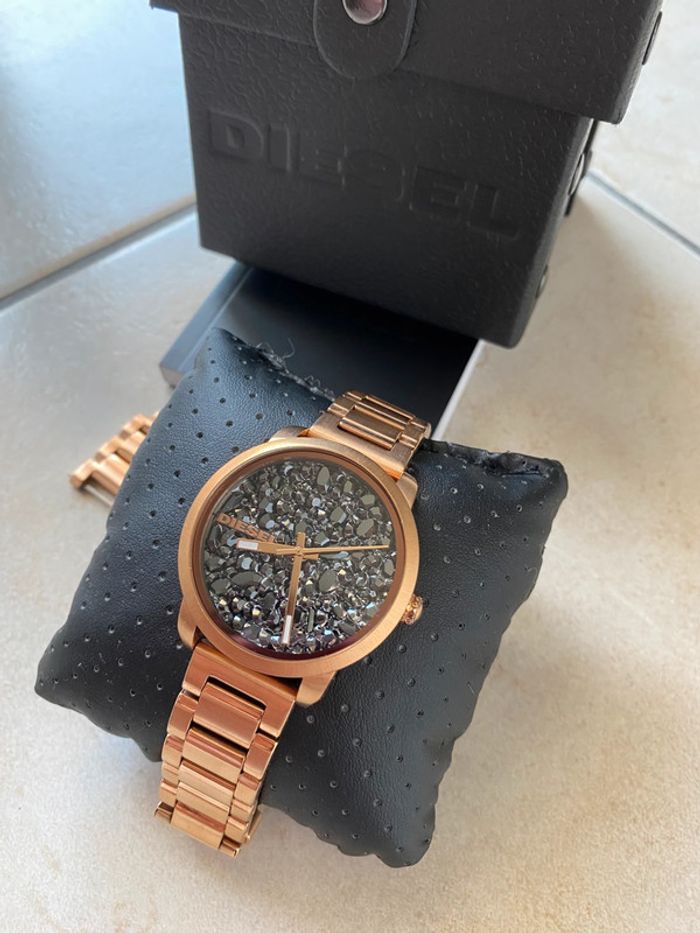 Montre femme cuivre Diesel