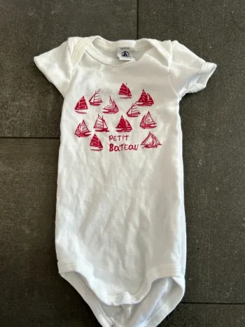 Bodie petit bateau 6 mois