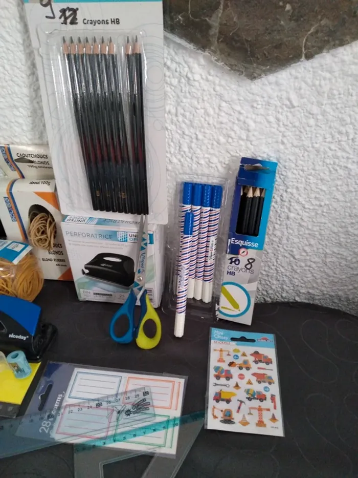 Fournitures scolaires - photo numéro 5