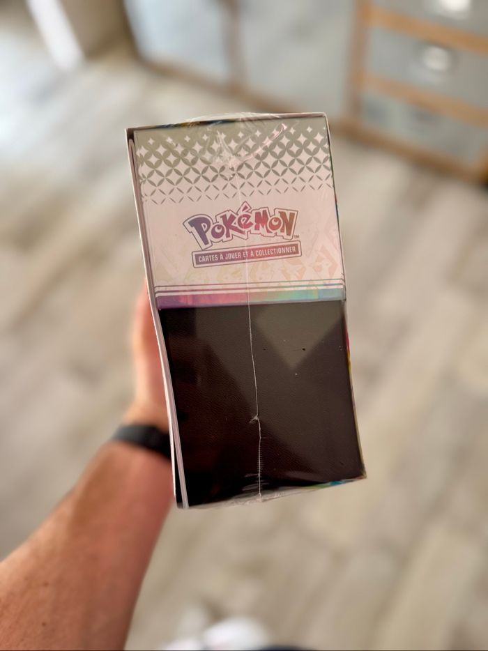 [NEUF] Coffret dresseur d’élite Pokémon EV8.5 Évolutions Prismatiques - photo numéro 3