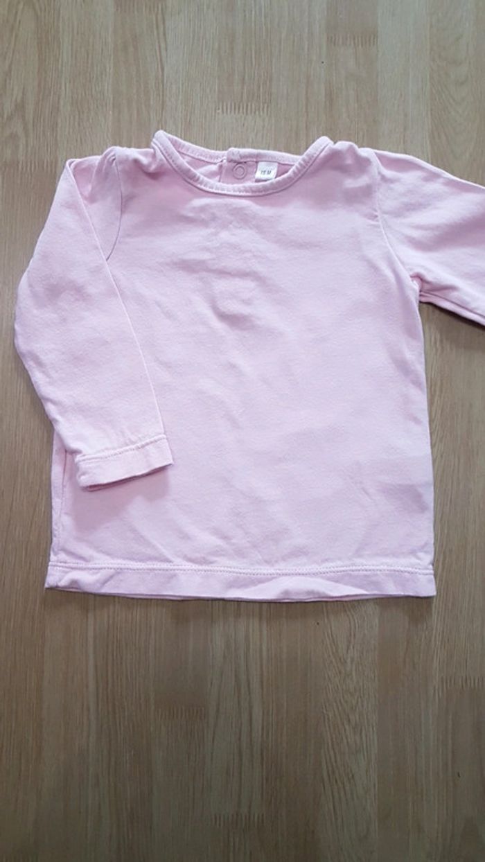 T shirt rose 18 mois