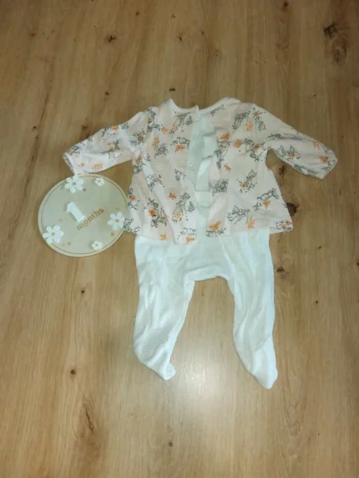 3 pyjamas léger 1 mois - photo numéro 9